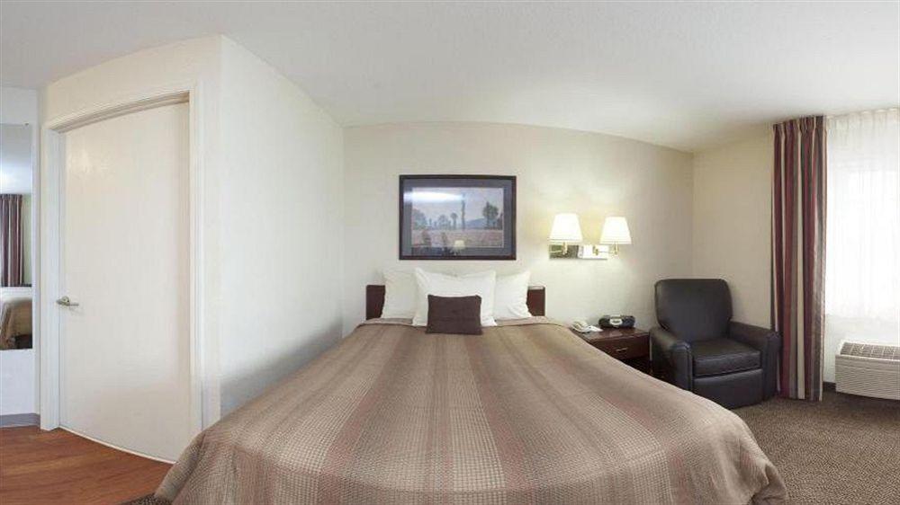 Sonesta Simply Suites Columbus Airport Gahanna Exterior photo